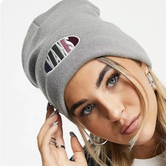 Vans WM Breakin Curf Grey Beanie Skateboarding Hat Women & Men VN0A5GUV85T - Picture 15 of 15